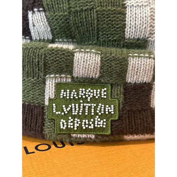 Louis Vuitton Camouflage beaded marque beanie bonnet - Picture 3 of 11